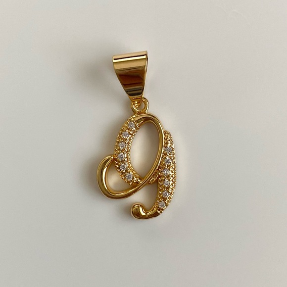 Gold Plated 24” Rope Chain With “G” Initial Pendant - Picture 2 of 7